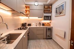 Sunrise Gardens (D28), Condominium #558138791